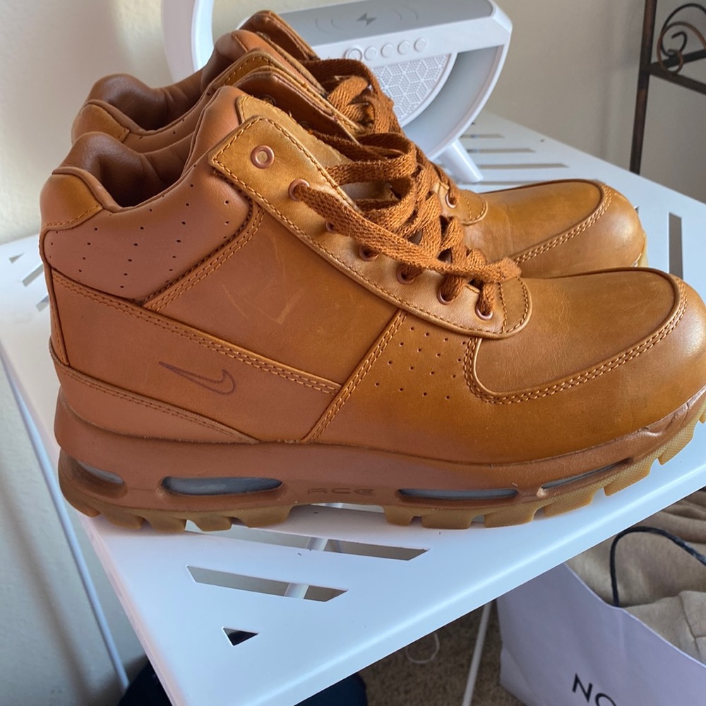 Nike ACG Boots